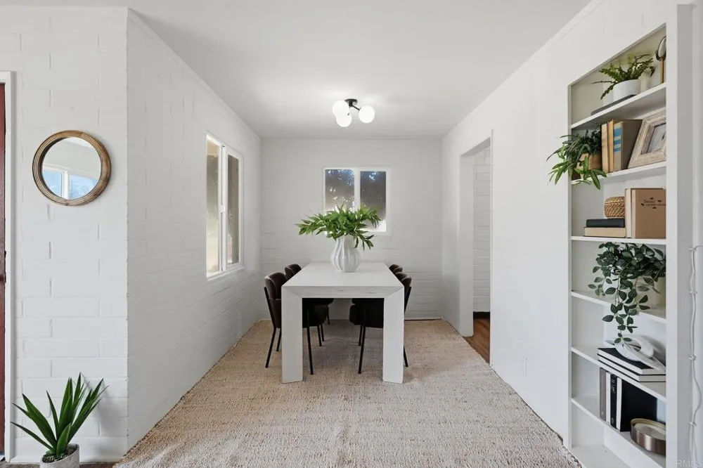 1902 S Freeman Street Oceanside, CA 92054