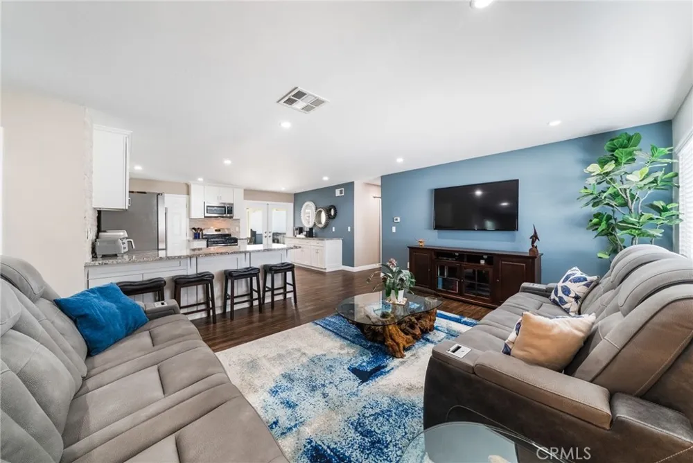 3025 Lime Avenue Fullerton, CA 92835
