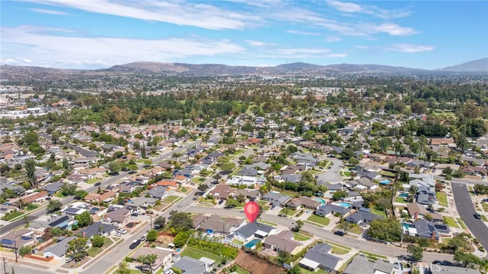 3025 Lime Avenue Fullerton, CA 92835