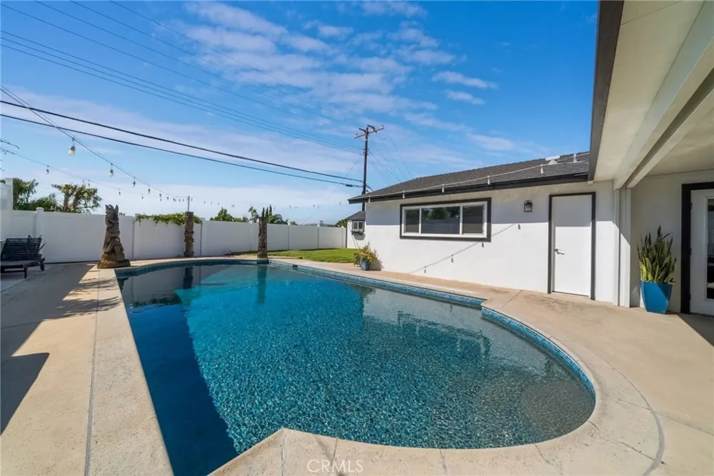 3025 Lime Avenue Fullerton, CA 92835