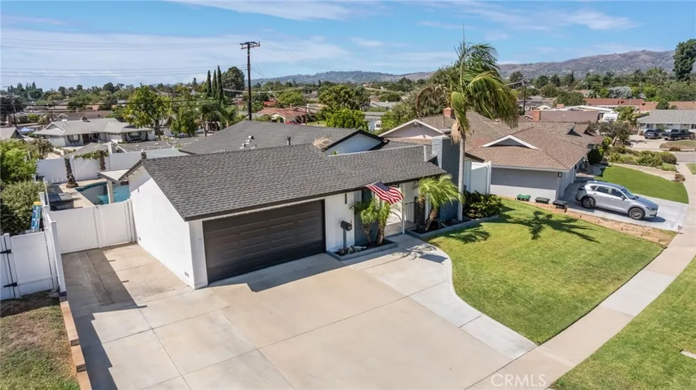 3025 Lime Avenue Fullerton, CA 92835