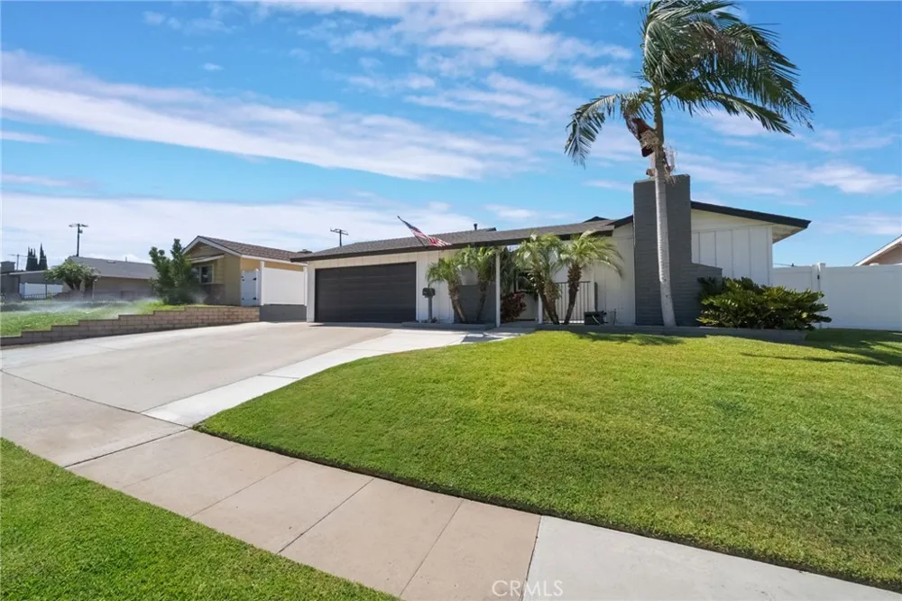 3025 Lime Avenue Fullerton, CA 92835