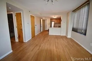 11624 Grosvenor Lane #4D Kew Gardens, NY 11418
