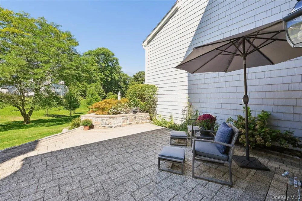 37 Clarewood Drive Hastings-on-Hudson, NY 10706