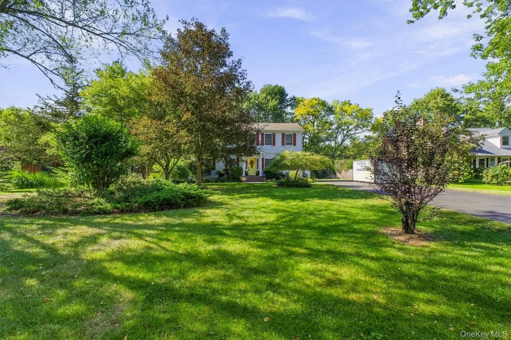 413 Sepasco Center Street Rhinebeck, NY 12572
