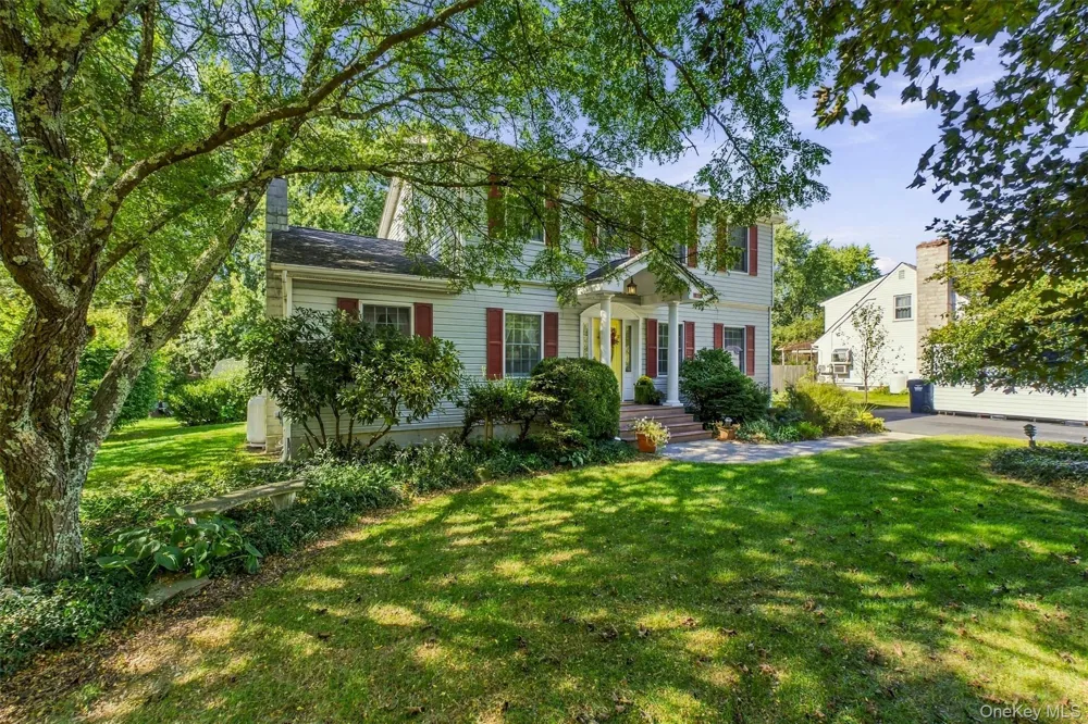 413 Sepasco Center Street Rhinebeck, NY 12572