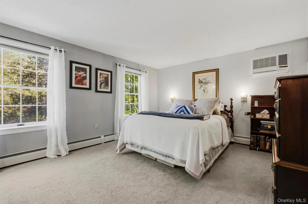 413 Sepasco Center Street Rhinebeck, NY 12572
