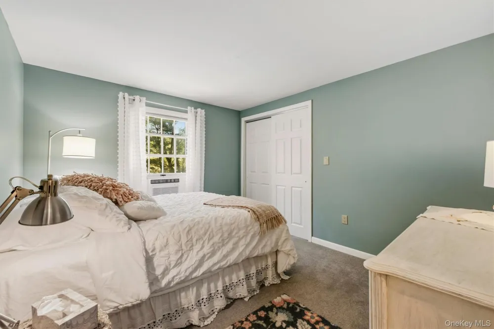 413 Sepasco Center Street Rhinebeck, NY 12572