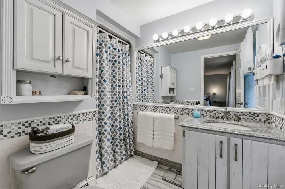 413 Sepasco Center Street Rhinebeck, NY 12572