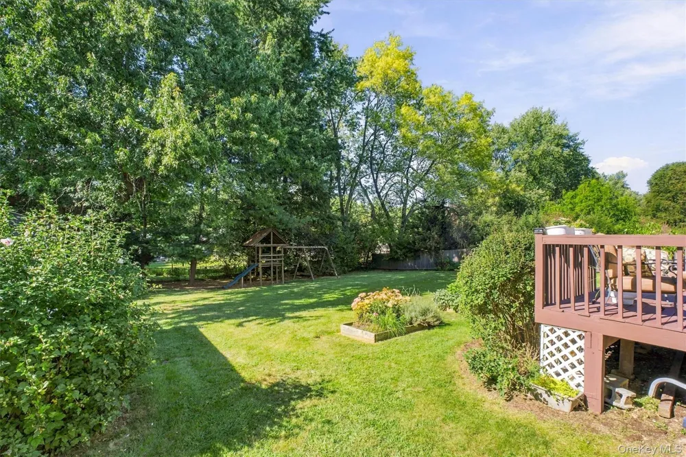 413 Sepasco Center Street Rhinebeck, NY 12572