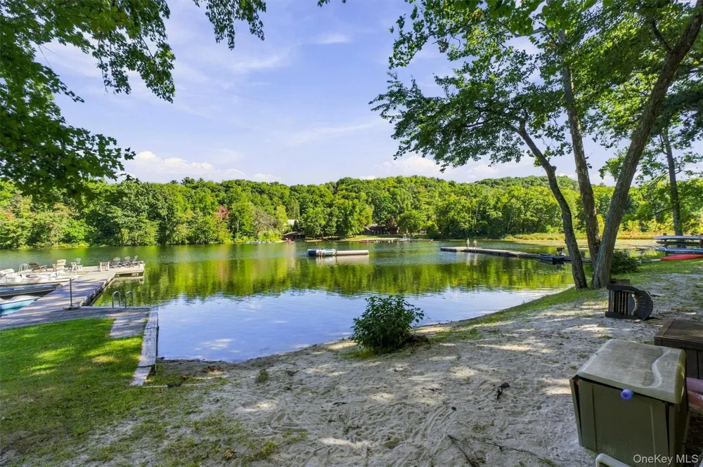 413 Sepasco Center Street Rhinebeck, NY 12572