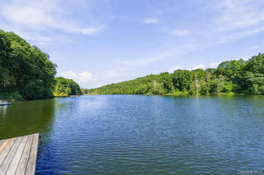 413 Sepasco Center Street Rhinebeck, NY 12572