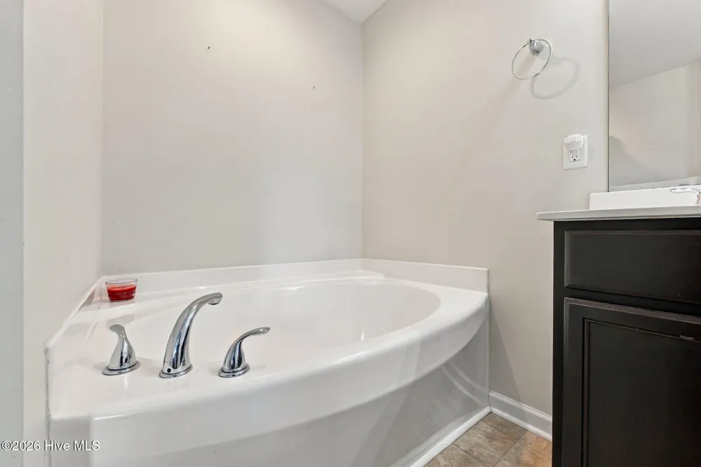 304 Lynden Lane New Bern, NC 28560