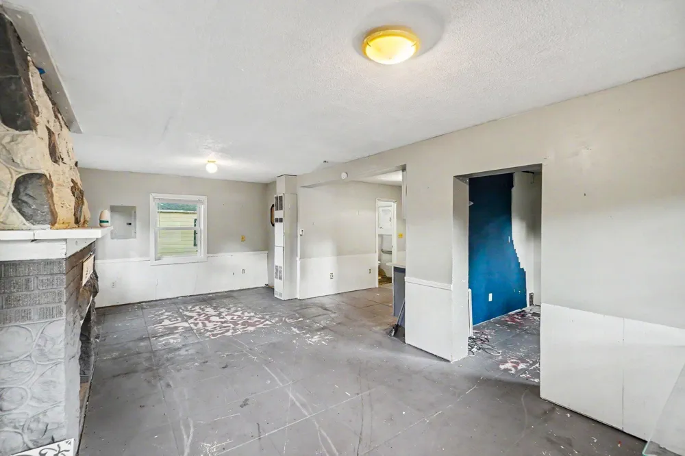 23008 Almy Road Howard City, MI 49329