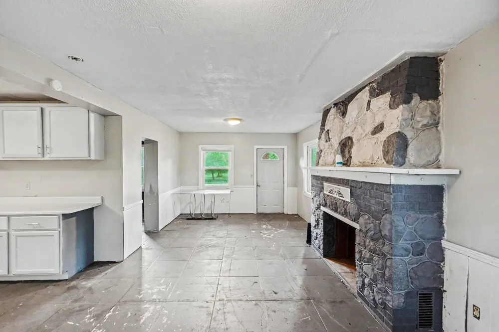 23008 Almy Road Howard City, MI 49329