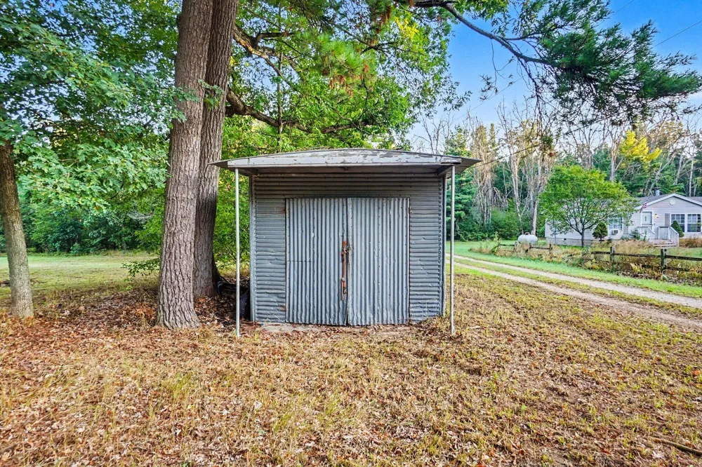 23008 Almy Road Howard City, MI 49329