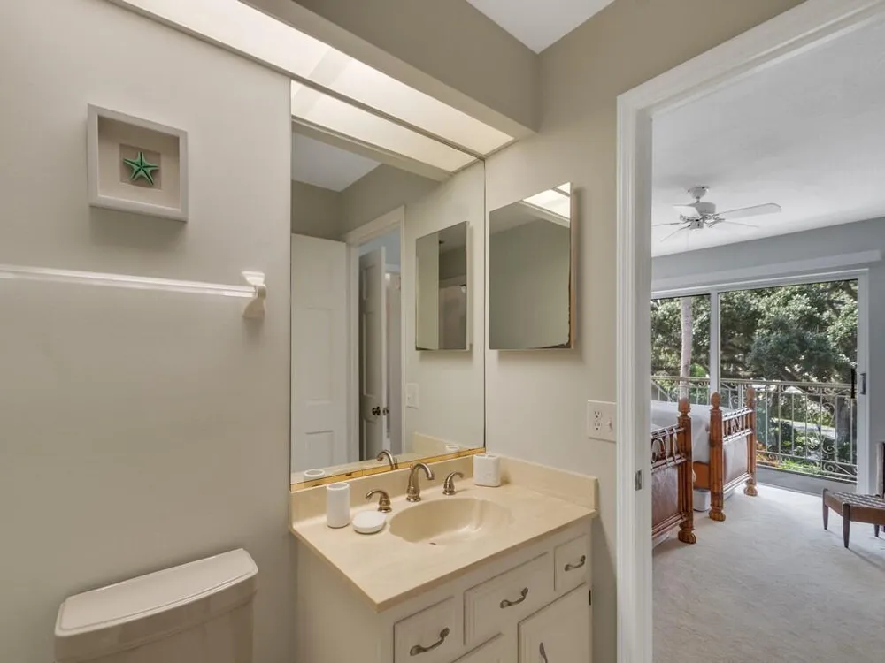 101 E Park Shores Circle #2w Indian River Shores, FL 32963