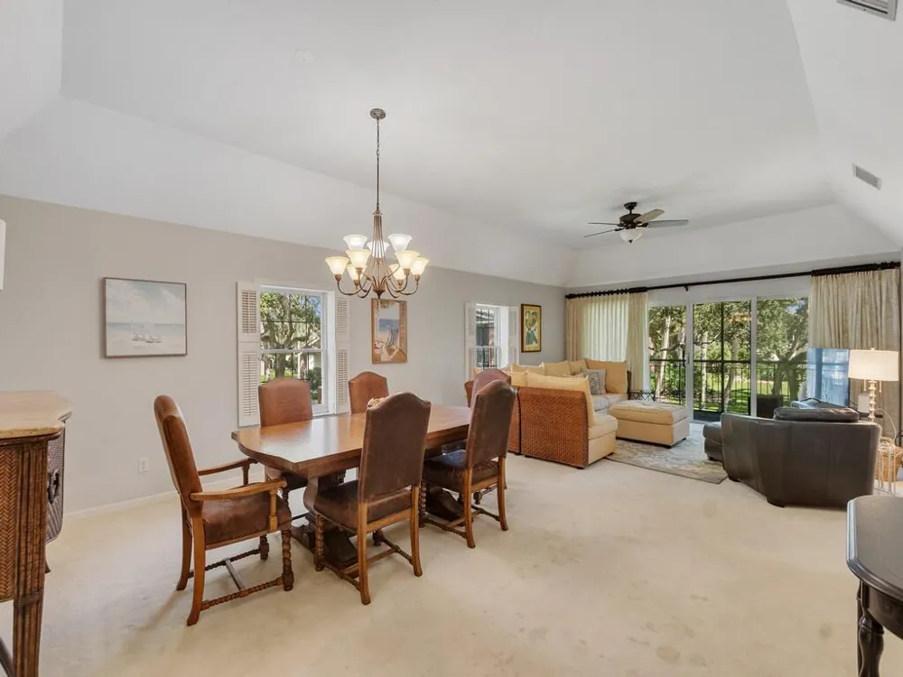 101 E Park Shores Circle #2w Indian River Shores, FL 32963