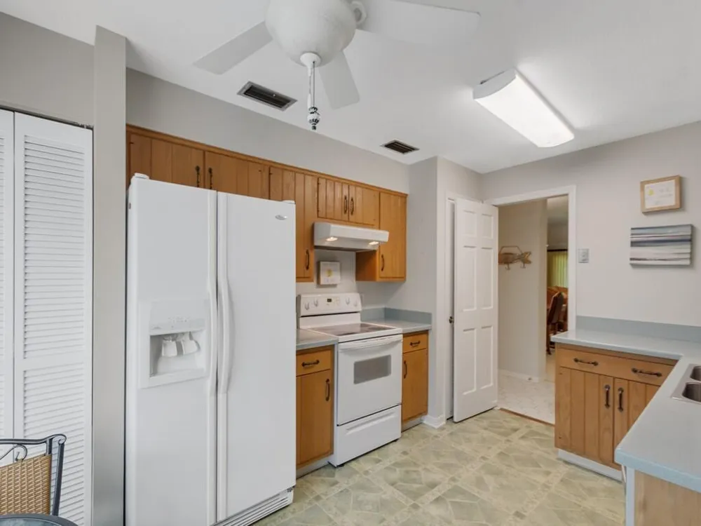101 E Park Shores Circle #2w Indian River Shores, FL 32963