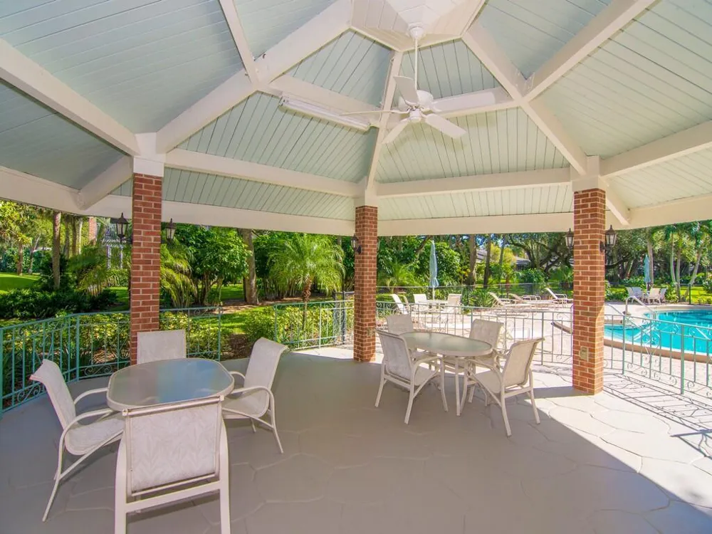 101 E Park Shores Circle #2w Indian River Shores, FL 32963