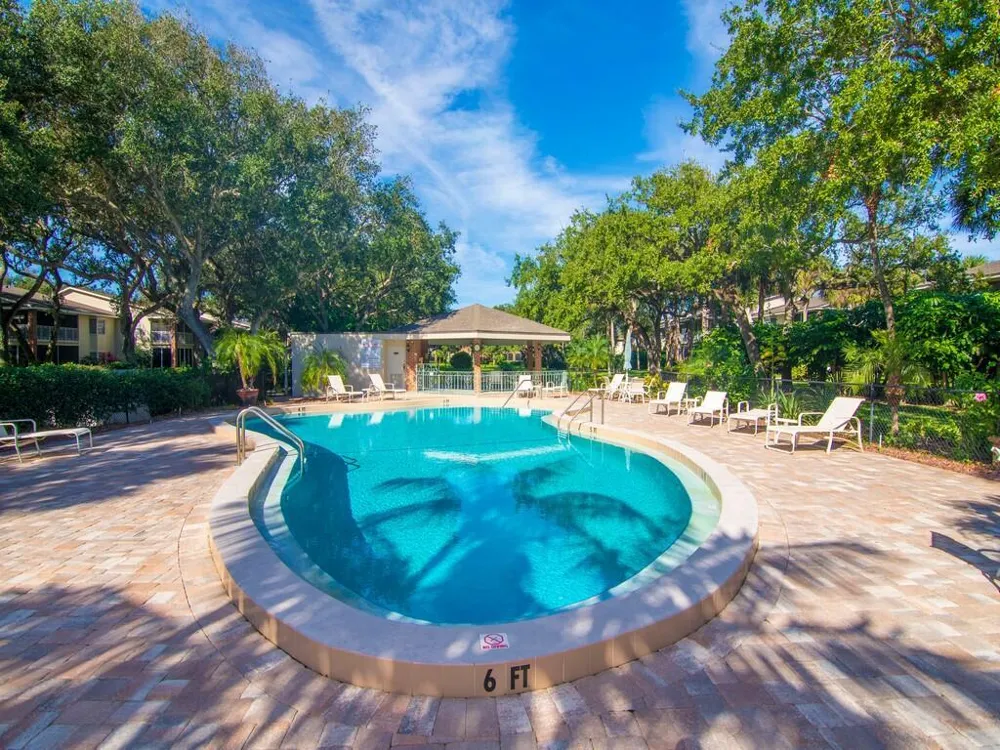 101 E Park Shores Circle #2w Indian River Shores, FL 32963
