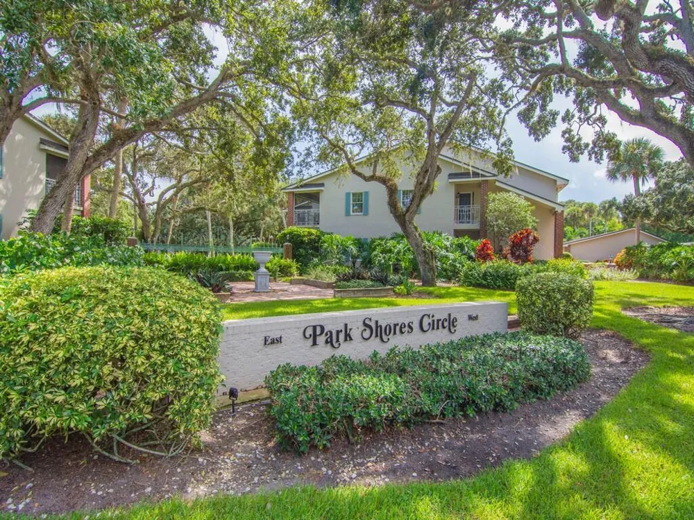 101 E Park Shores Circle #2w Indian River Shores, FL 32963