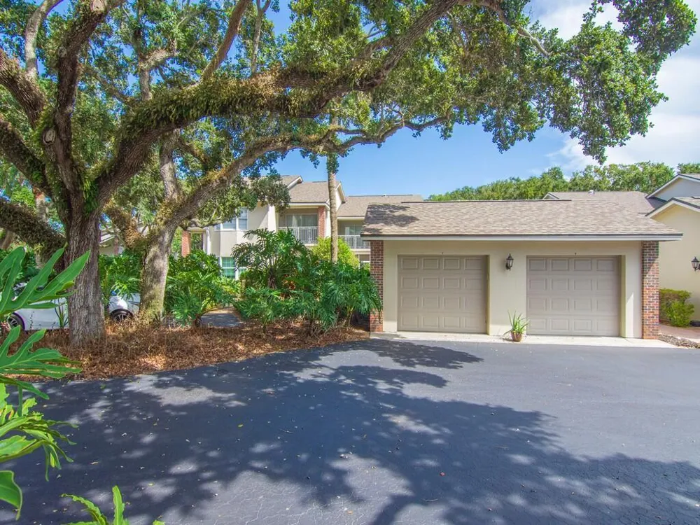 101 E Park Shores Circle #2w Indian River Shores, FL 32963