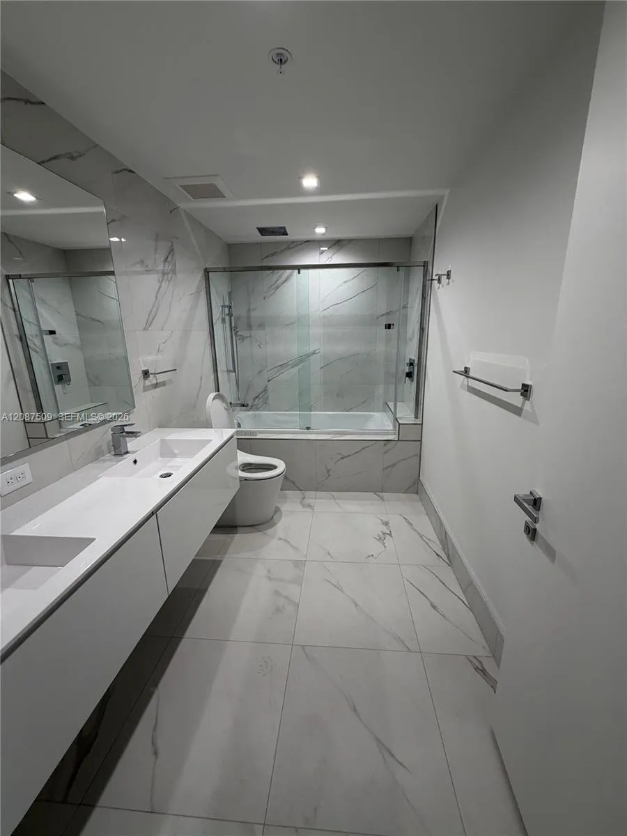 1170 E Hallandale Beach Blvd #306 Hallandale Beach, FL 33009