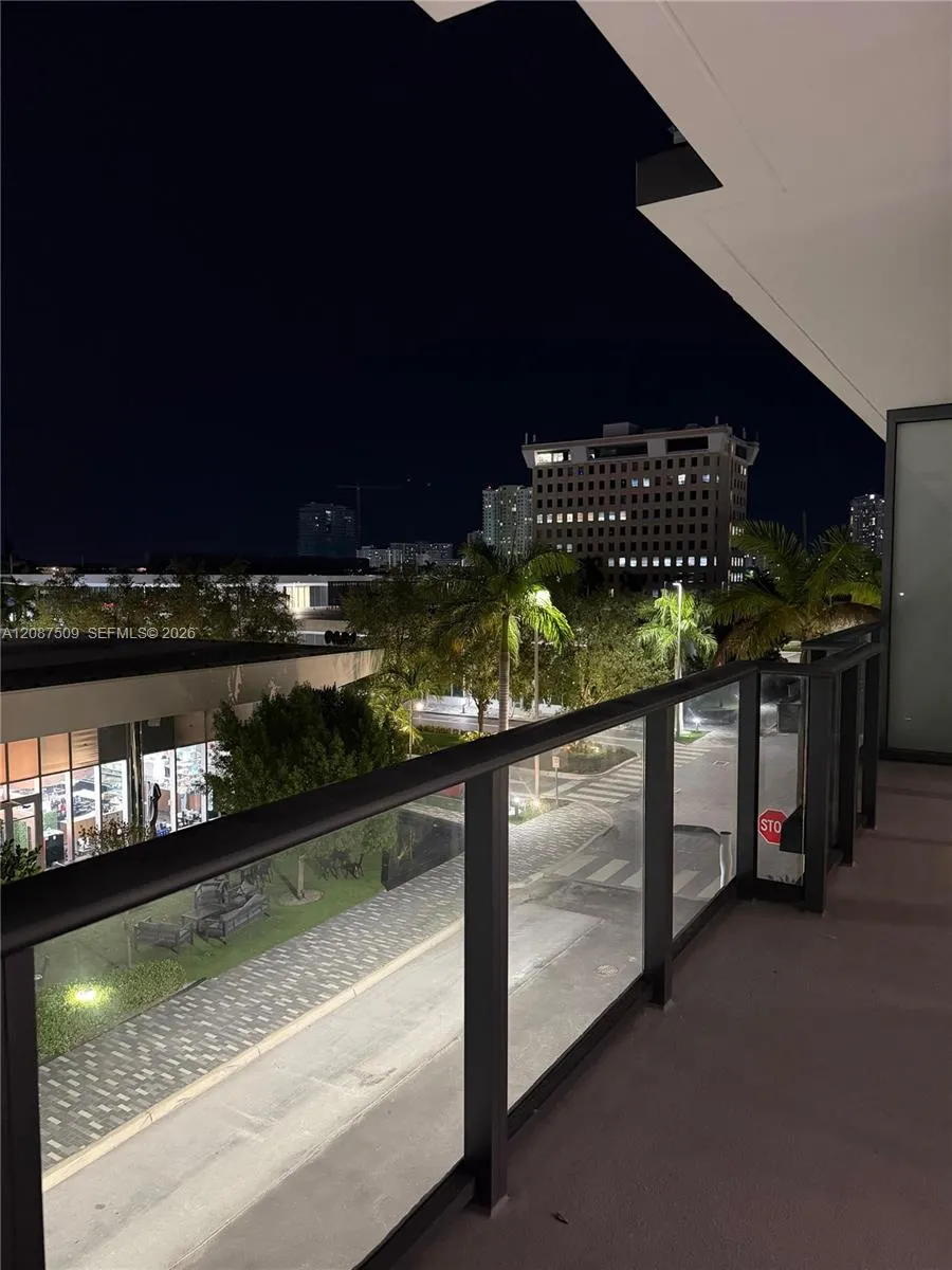 1170 E Hallandale Beach Blvd #306 Hallandale Beach, FL 33009
