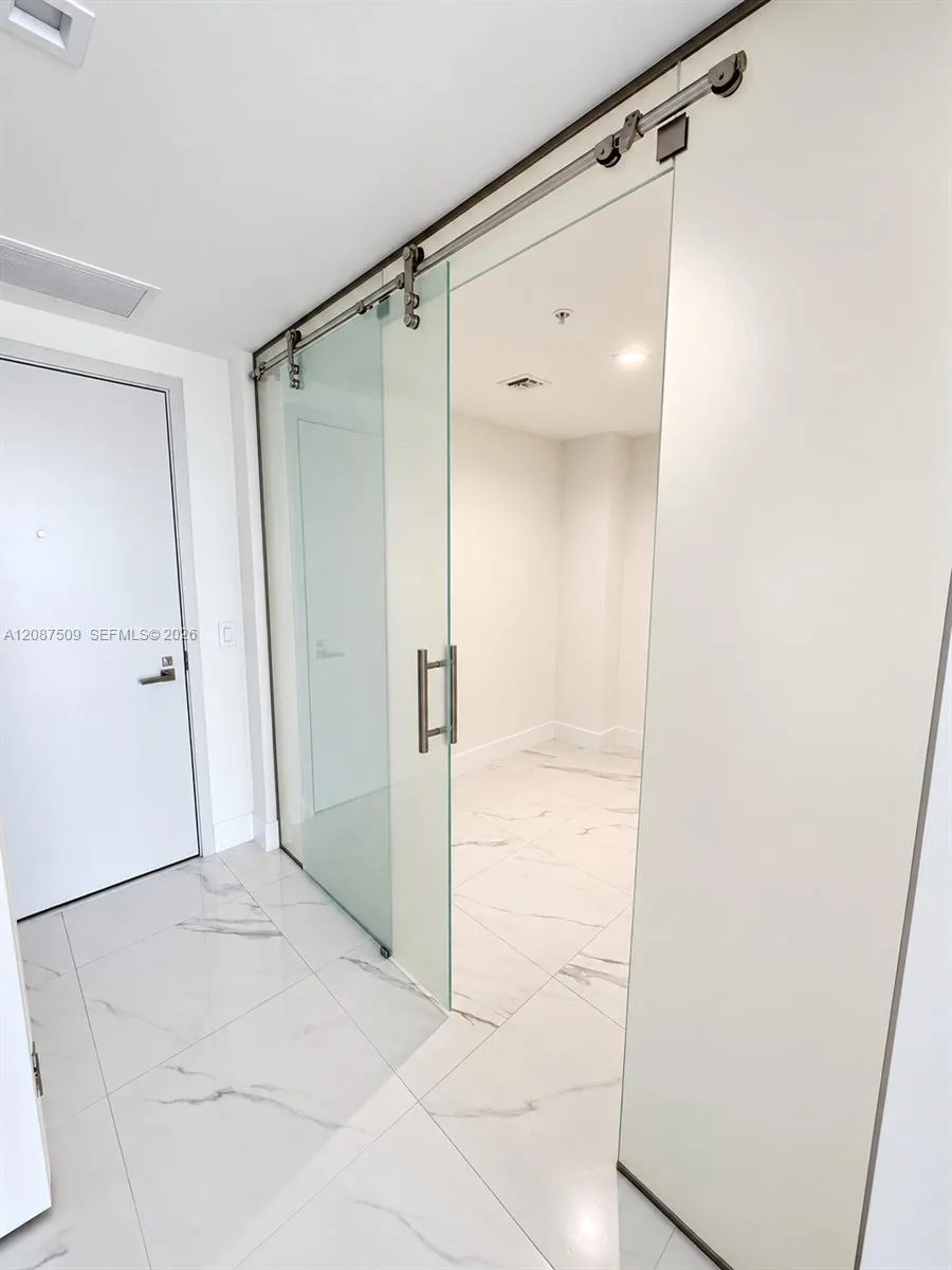 1170 E Hallandale Beach Blvd #306 Hallandale Beach, FL 33009