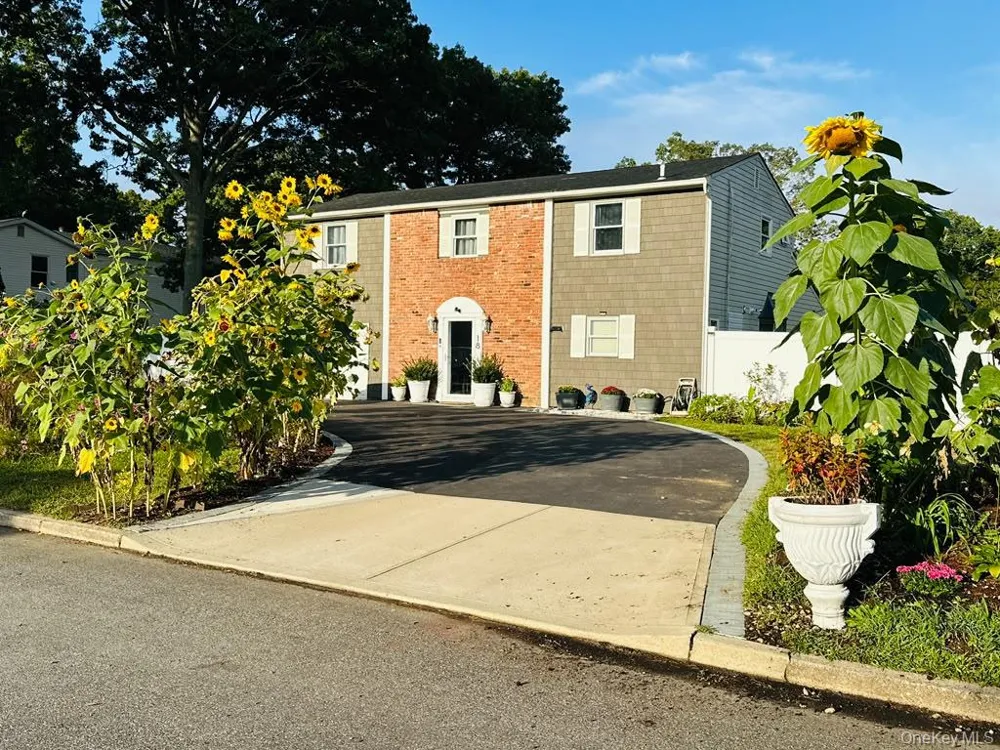 18 William Street Brookhaven, NY 11727