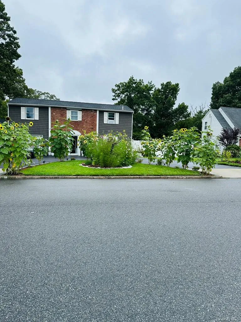 18 William Street Brookhaven, NY 11727