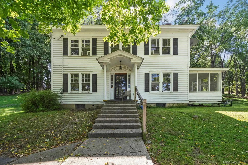 90 Prospect Avenue Hudson, NY 12534