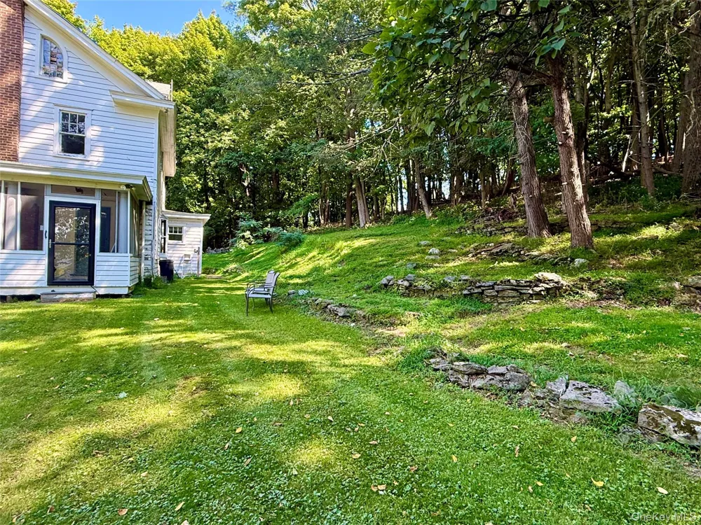 90 Prospect Avenue Hudson, NY 12534