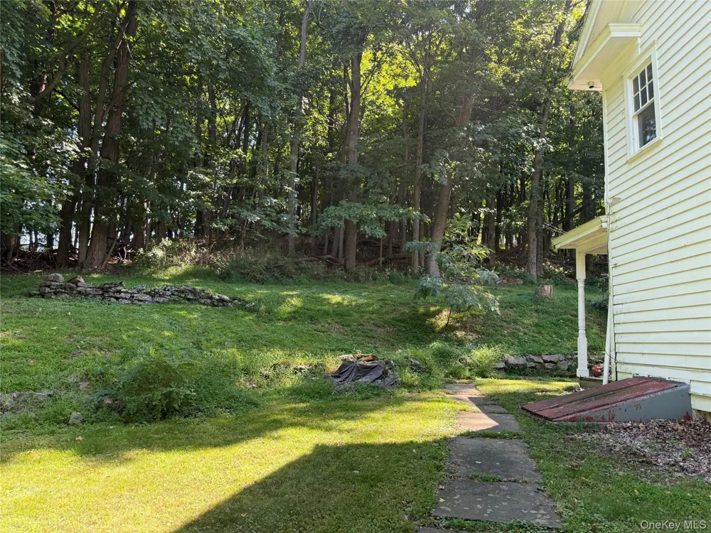 90 Prospect Avenue Hudson, NY 12534