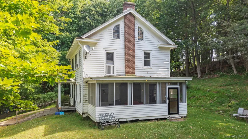 90 Prospect Avenue Hudson, NY 12534