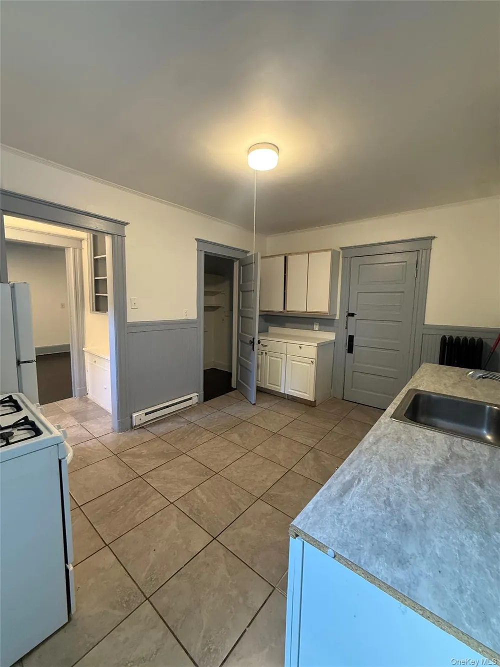 76 S Hamilton Street #2 Poughkeepsie, NY 12601