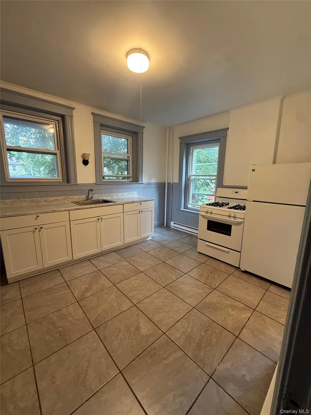 76 S Hamilton Street #2 Poughkeepsie, NY 12601