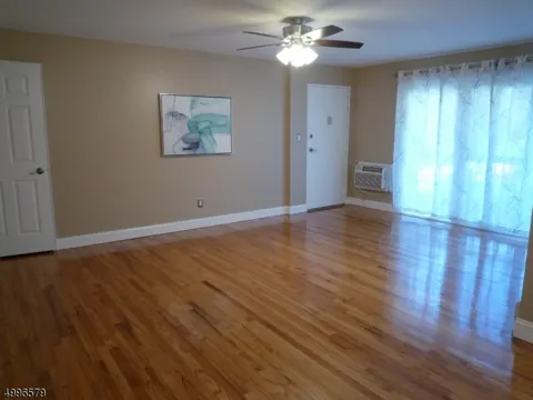 44 Deanna Dr #127 Unit 127