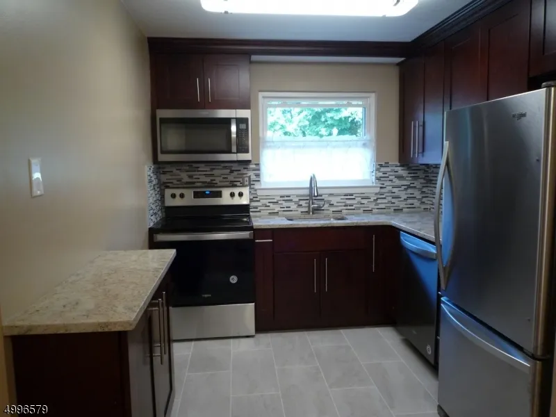 44 Deanna Dr #127 Unit 127 Hillsborough, NJ 08844