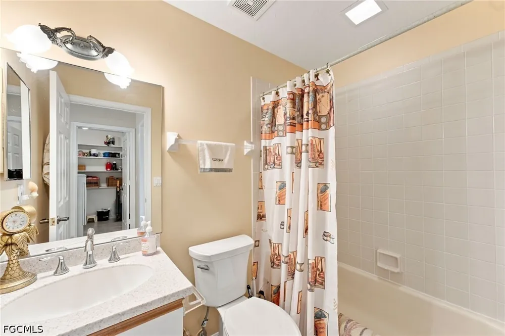 Oakmont Drive #4 Fort Myers, FL 33907