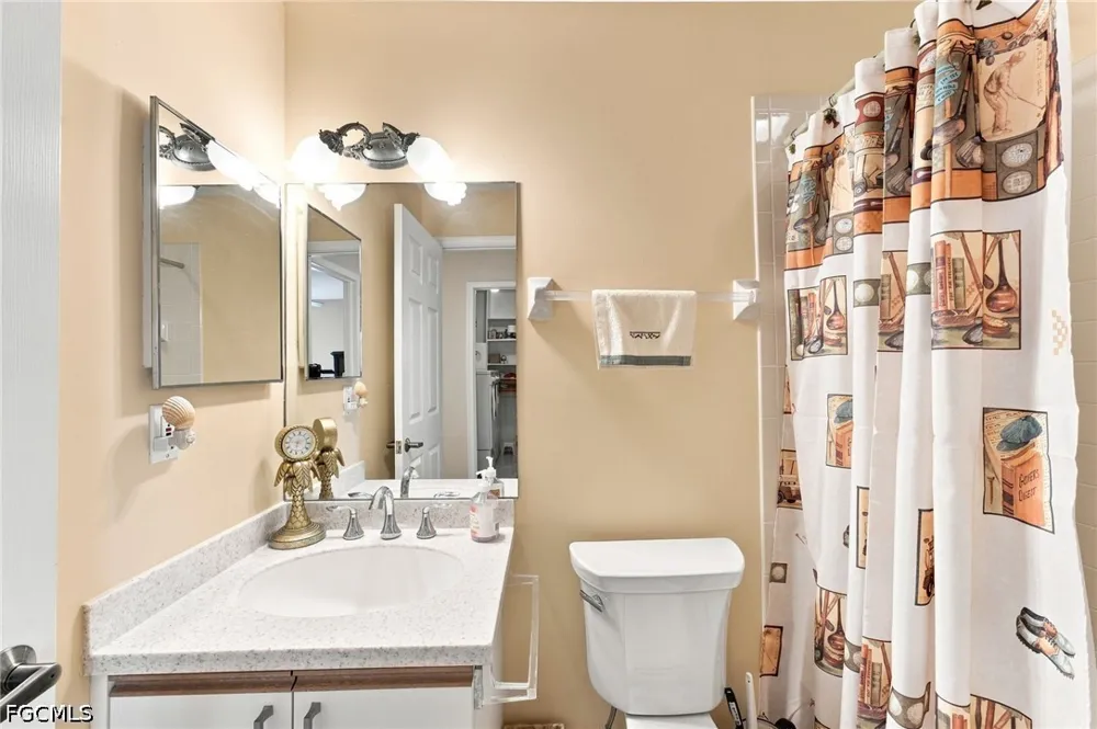 Oakmont Drive #4 Fort Myers, FL 33907