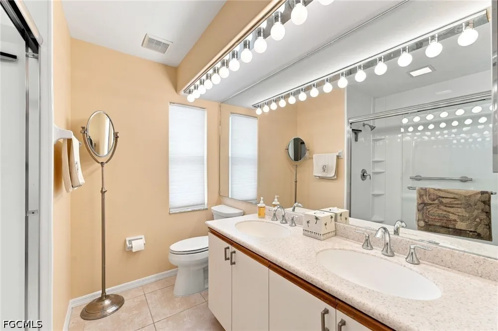Oakmont Drive #4 Fort Myers, FL 33907