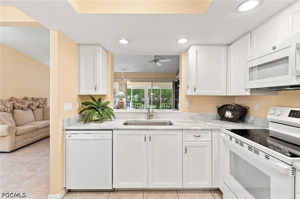 Oakmont Drive #4 Fort Myers, FL 33907