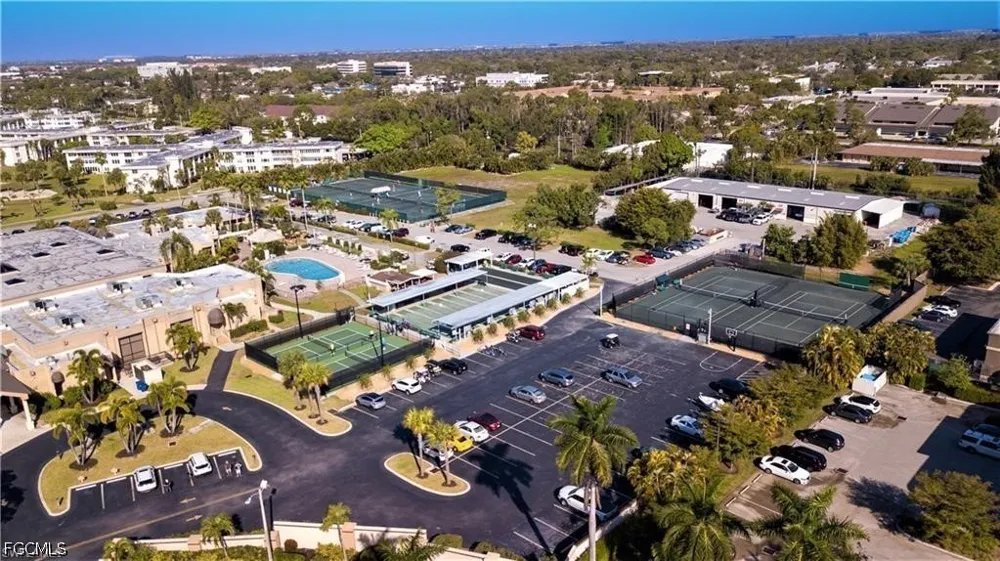 Oakmont Drive #4 Fort Myers, FL 33907