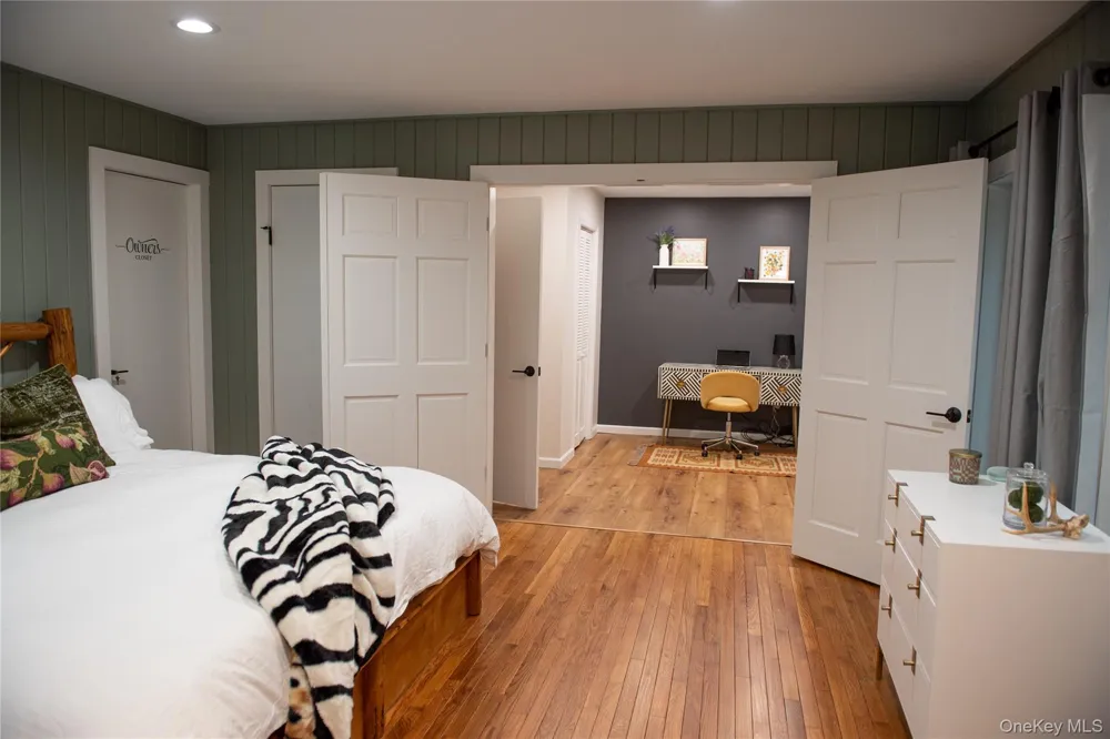1270 Roaring Brook Lane Middletown, NY 12441