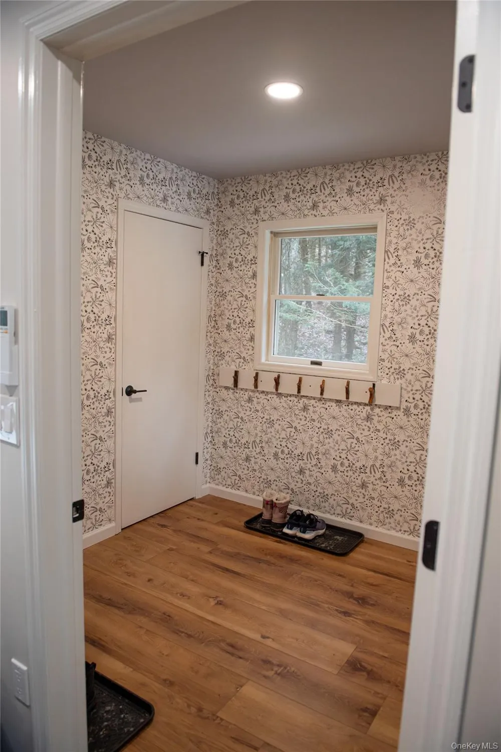 1270 Roaring Brook Lane Middletown, NY 12441
