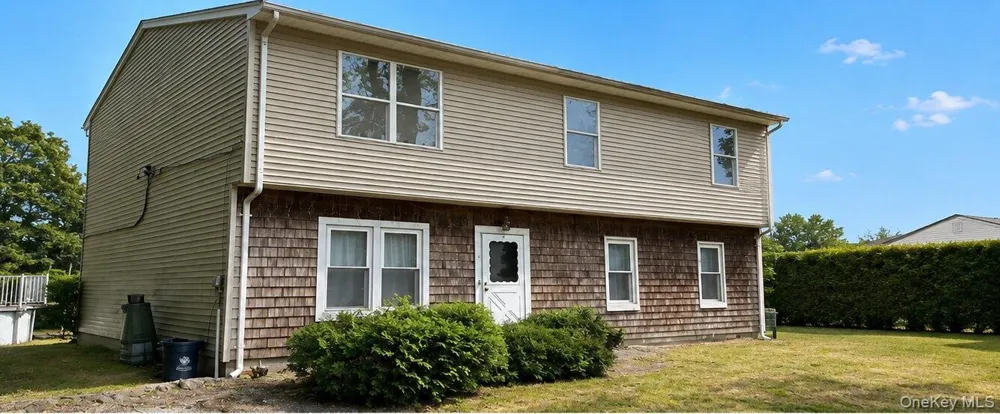 7 Gaynor Road Centereach, NY 11720