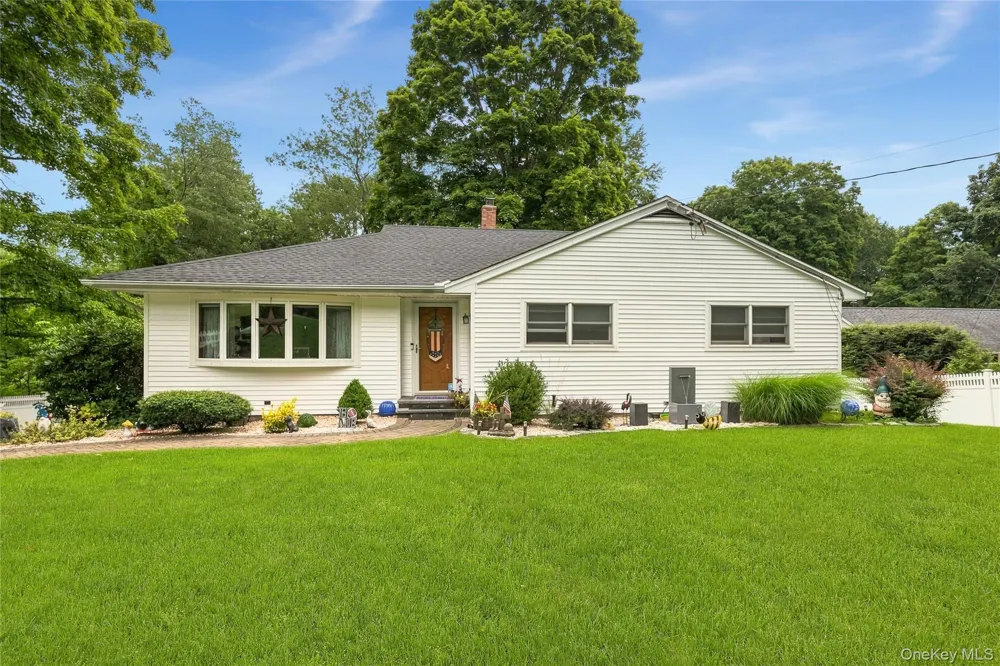 3396 Stony Street Mohegan Lake, NY 10547