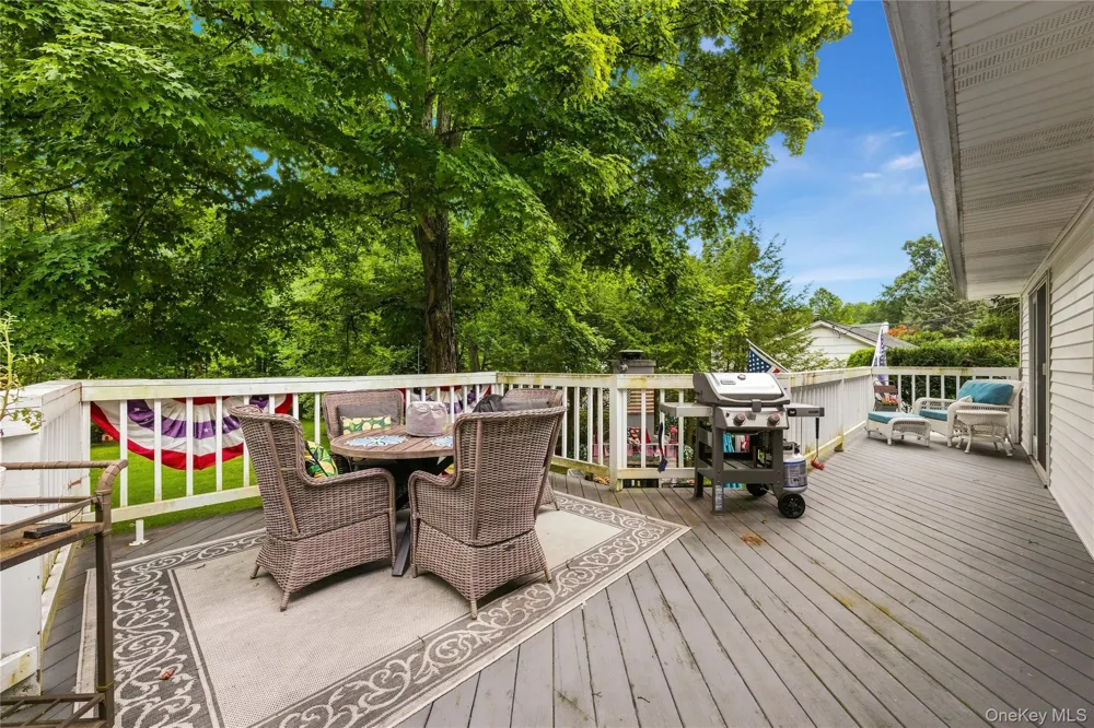 3396 Stony Street Mohegan Lake, NY 10547